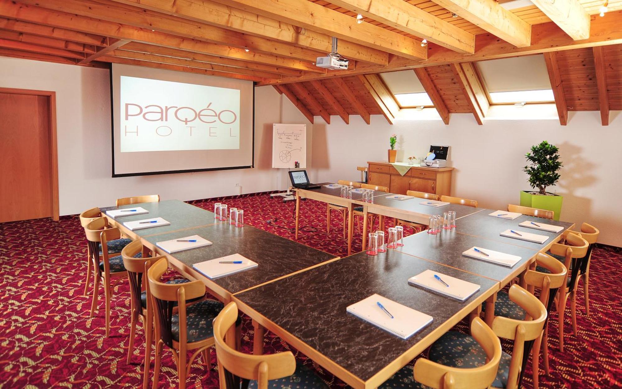Hotel Parqeo Im A66 Gelnhausen Dış mekan fotoğraf