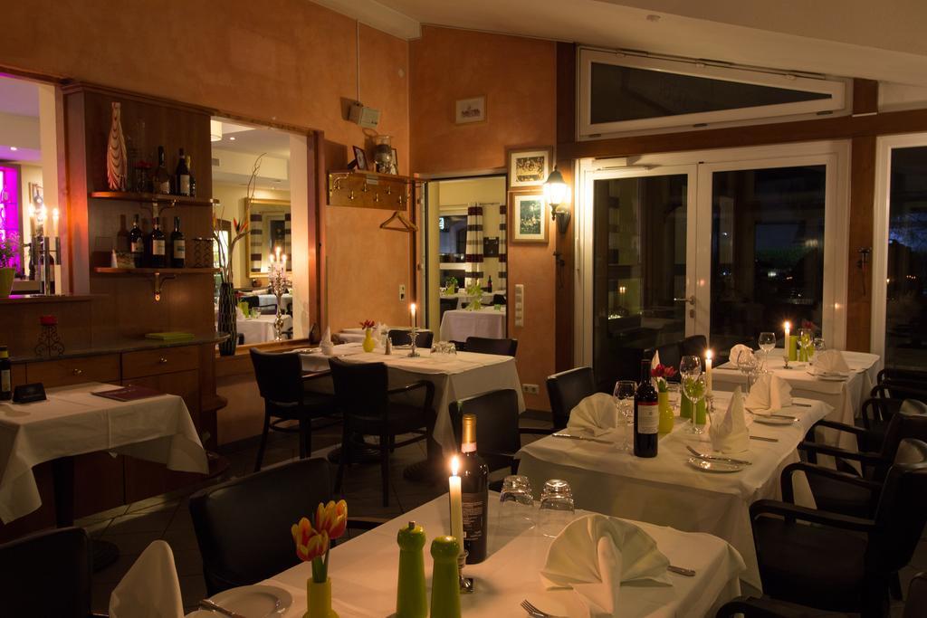 Hotel Parqeo Im A66 Gelnhausen Dış mekan fotoğraf