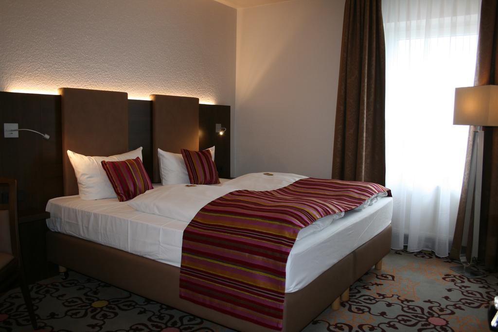 Hotel Parqeo Im A66 Gelnhausen Dış mekan fotoğraf