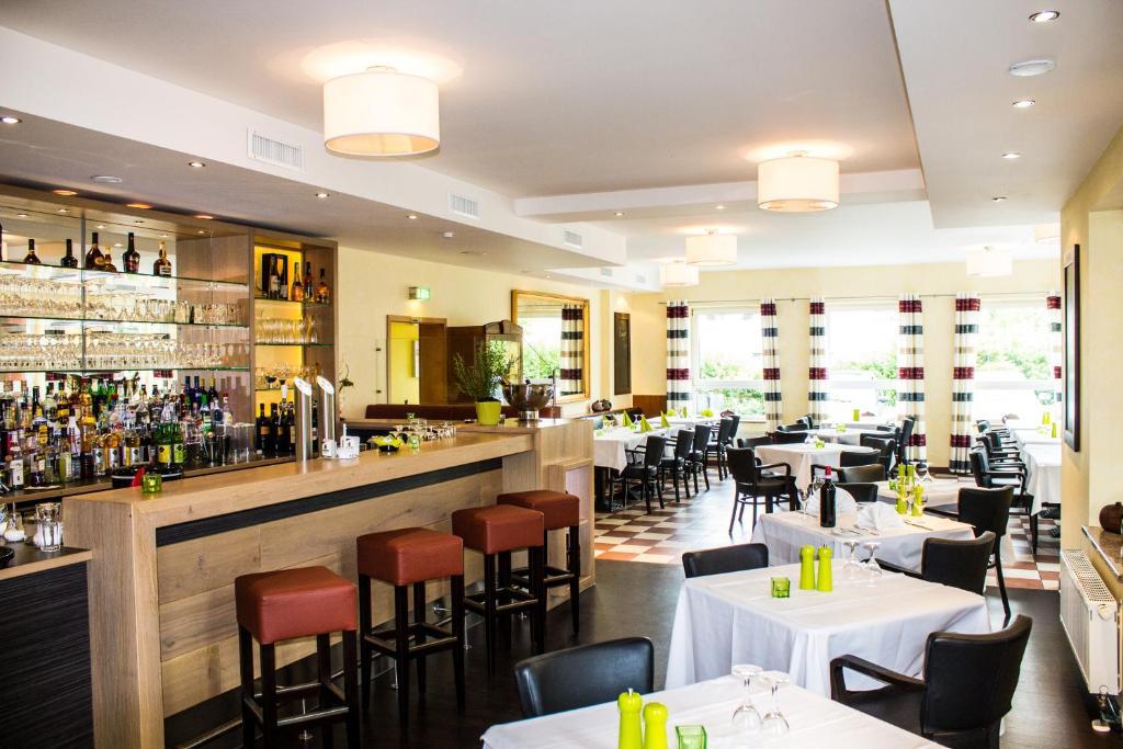 Hotel Parqeo Im A66 Gelnhausen Dış mekan fotoğraf